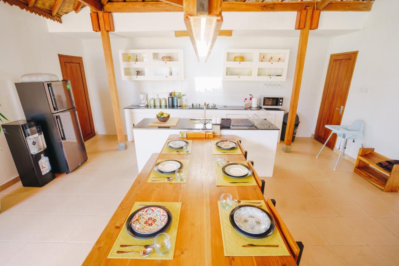 Villa Orked 3 With Family Room Seminyak ภายนอก รูปภาพ