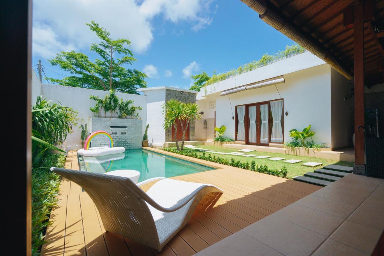 Villa Orked 3 With Family Room Seminyak ภายนอก รูปภาพ