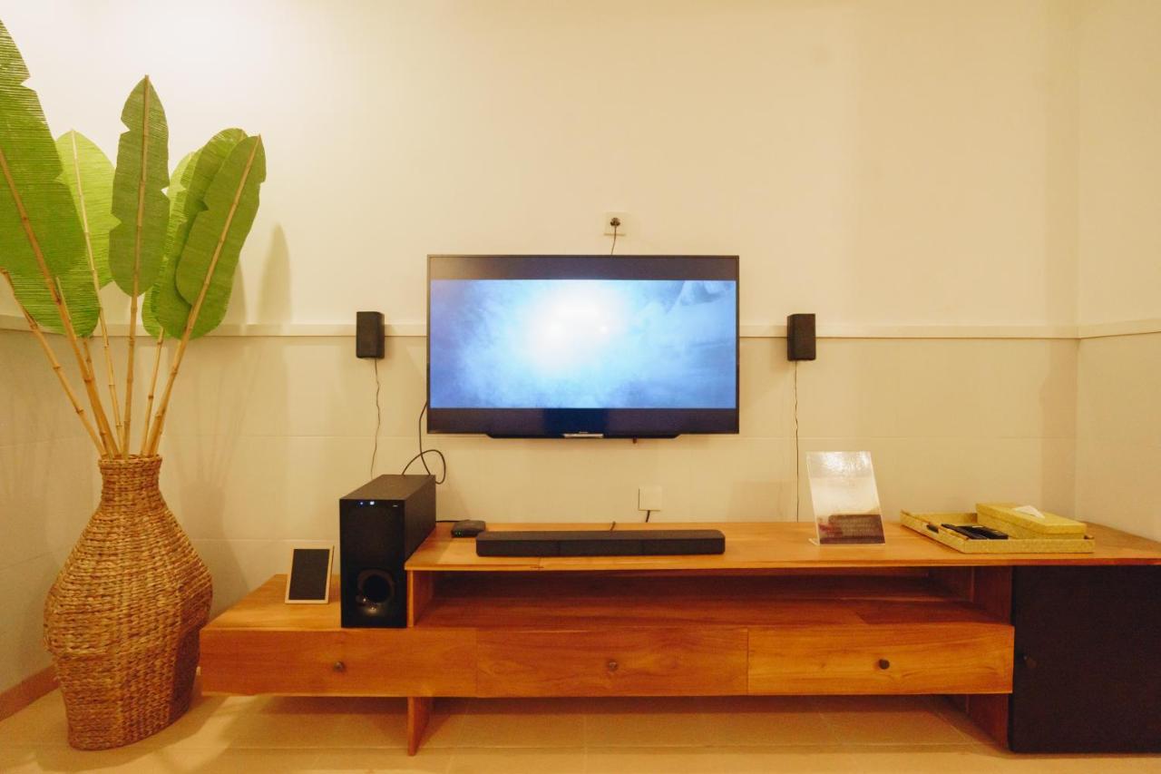 Villa Orked 3 With Family Room Seminyak ภายนอก รูปภาพ